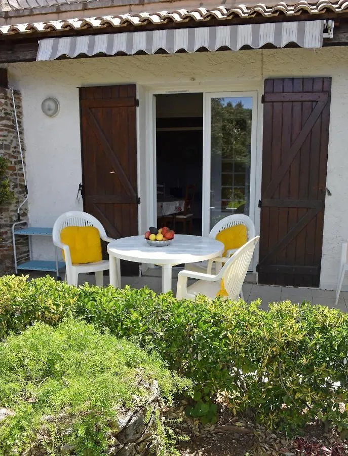 Appartements Dans Villa En Rez De Jardin Hyeres Apartment